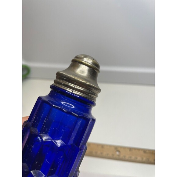 (as is) one Art Deco Ziggurat Hazel Atlas Skyscraper Blue Glass Shaker Cocktail - Picture 6 of 7